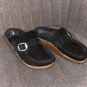 Women’s Black suede Birkenstock slides, size 36